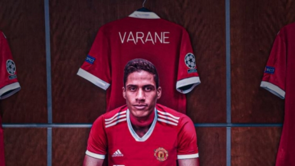 Bom tấn Varane báo tin không thể vui hơn cho MU