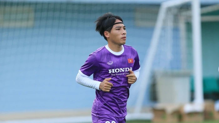 Tân binh tuyển Việt Nam bỏ lỡ cơ hội ghi điểm trực tiếp với HLV Park Hang Seo