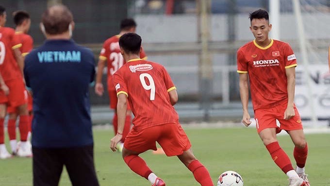 Tài năng trẻ Hà Nội FC lọt vào “mắt xanh” của HLV Park