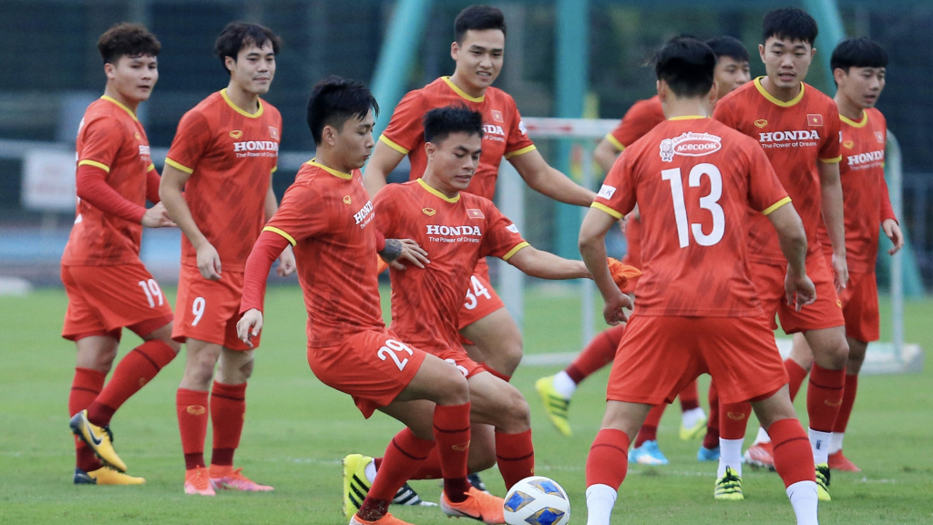 Trung Quốc do thám trận đấu nội bộ của ĐT Việt Nam và U22