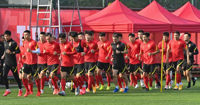 Trung Quốc bất ngờ “học tập” Việt Nam trước vòng loại 3 World Cup