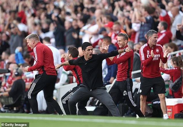 Hạ đẹp Tottenham, Arteta đưa fan Arsenal lên mây