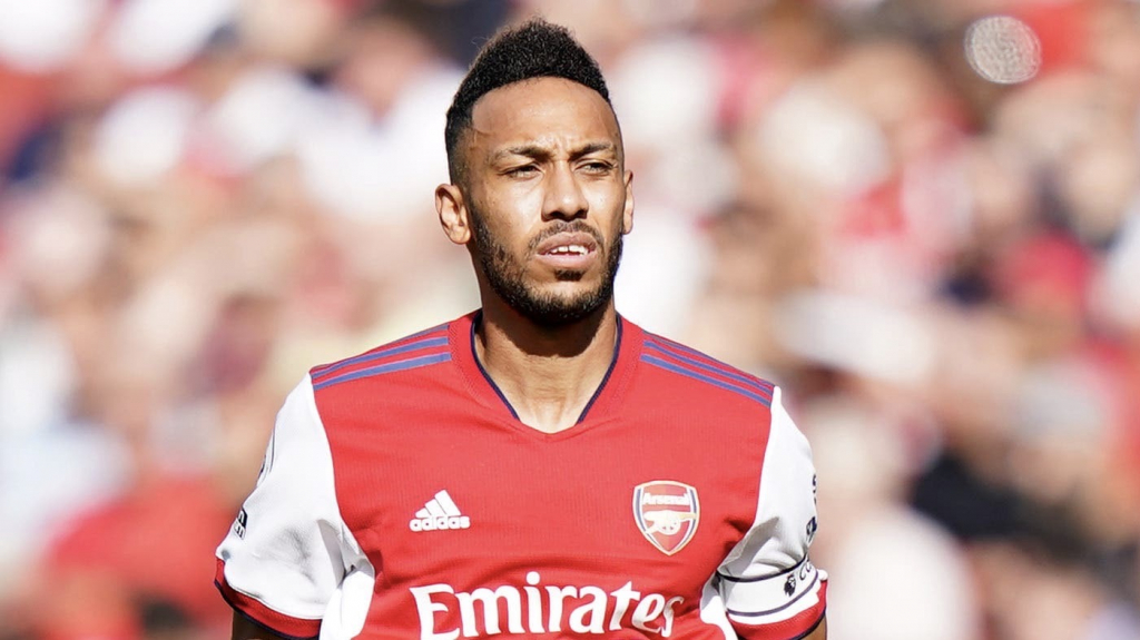 Aubameyang đứng trước nguy cơ mất băng đội trưởng Arsenal