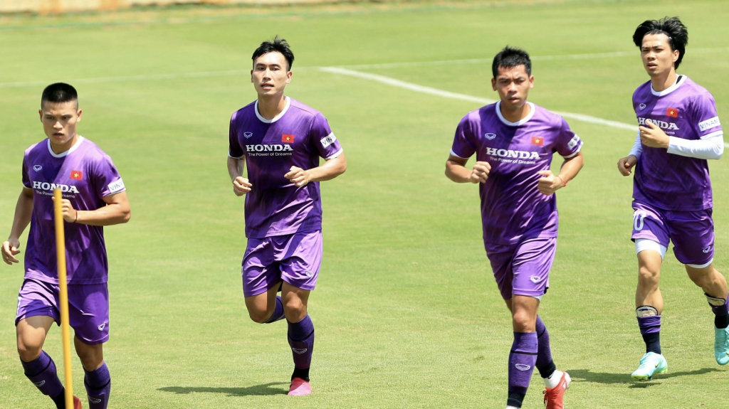 Cầu thủ từ chối Hà Nội FC lần đầu lên ĐT Việt Nam