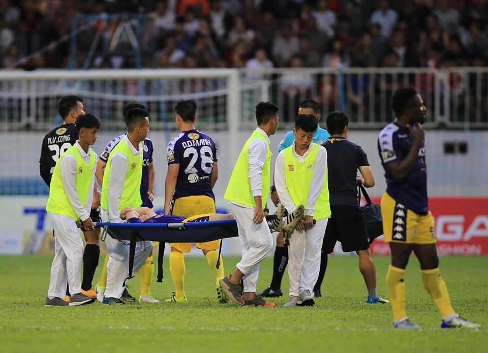 Đội hình Hà Nội FC tan hoang thế nào bởi bão chấn thương?