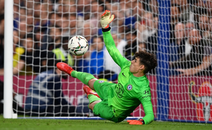 Kepa và màn bắt luân lưu “uy tín” giúp Chelsea vượt ải Villa