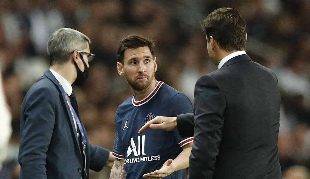 Lý do thực sự đằng sau hành động Messi không bắt tay Pochettino khi rời sân