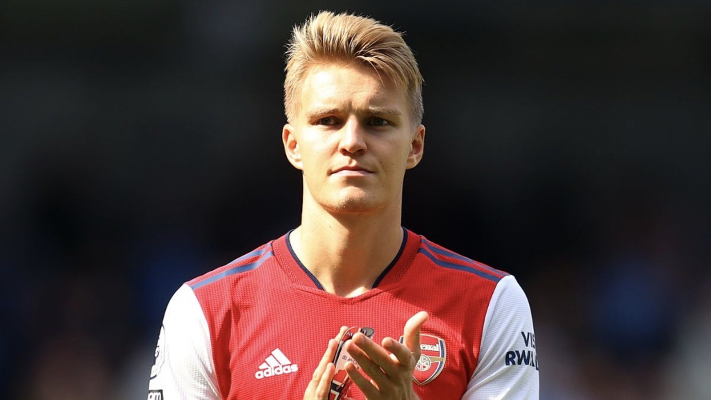 Odegaard nói lời thật lòng về Ozil, gửi thông điệp mạnh mẽ tới fan Arsenal