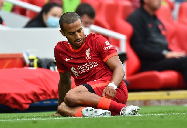 Liverpool báo tin không vui về chấn thương của Thiago
