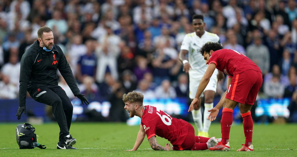 Van Dijk, Rashford tiếp lửa Elliott với chia sẻ ý nghĩa sau chấn thương nặng