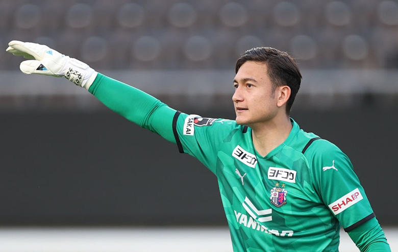 Văn Lâm sáng cơ hội ra sân tại Cerezo Osaka mùa tới