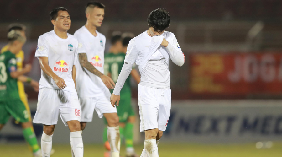 CHÍNH THỨC: V.League 2021 không có đội vô địch, xuống hạng