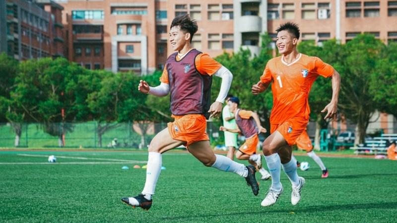 Tiền vệ đối thủ dành lời có cánh cho U23 Việt Nam