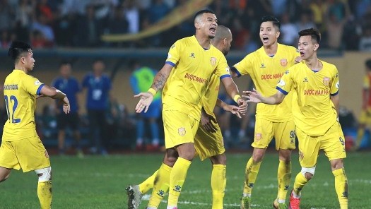 Nam Định chờ tái hợp với Vua phá lưới V.League 2021