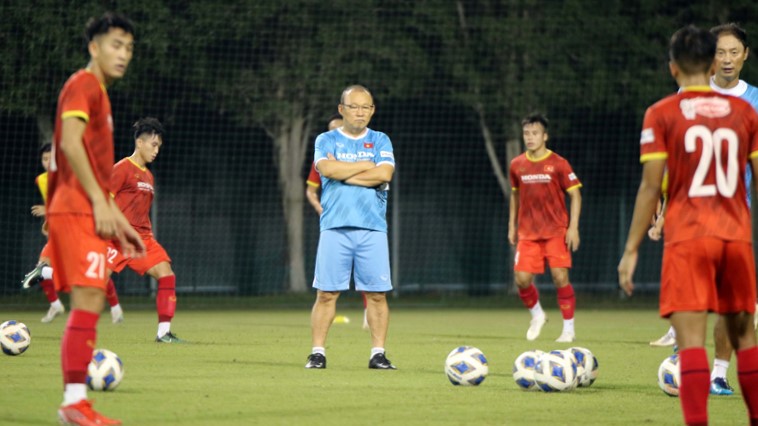 Vì sao HLV Park Hang Seo không bị tước quyền chỉ đạo U23 Việt Nam vs U23 Kyrgyzstan?