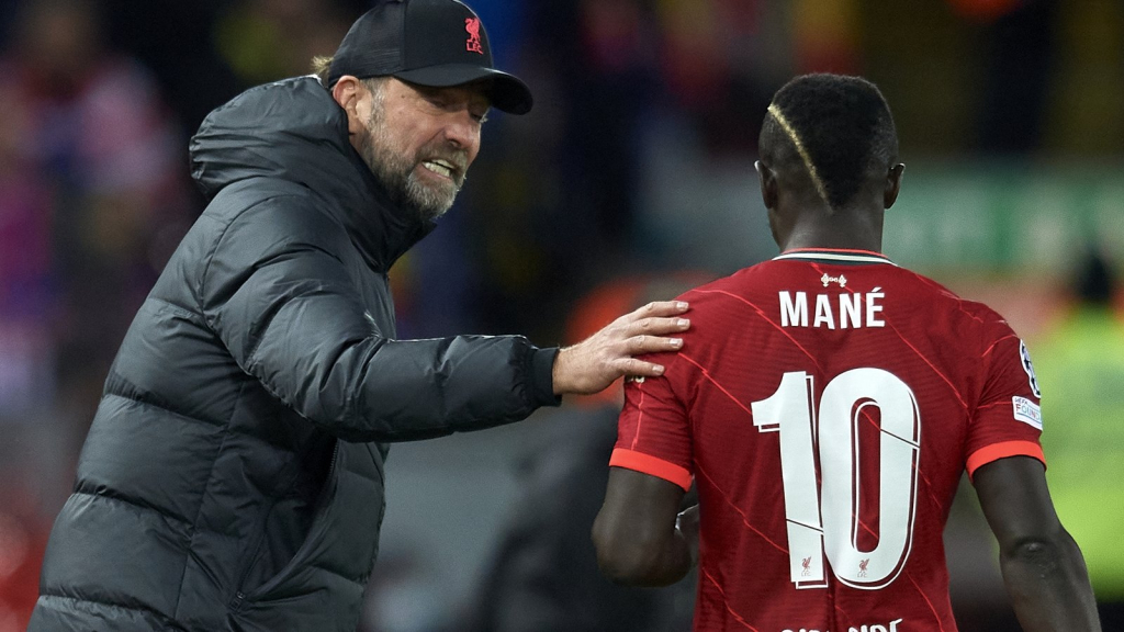 Klopp nói thẳng lý do rút Mane khỏi sân sớm trận Liverpool - Atletico