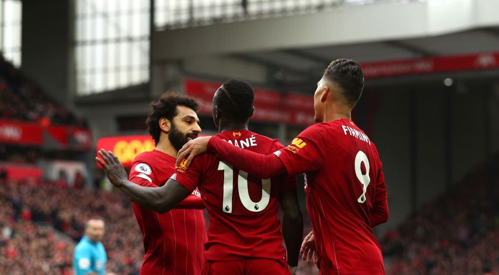 Liverpool thở phào về Mane, nhận tin choáng váng từ 2 ngôi sao