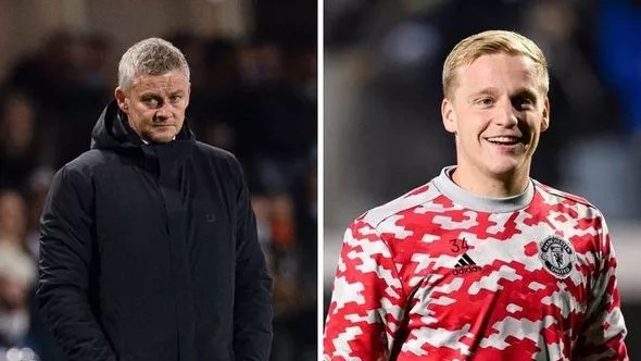 Ole Solskjaer trao cho Van de Beek cơ hội tự quyết định vận mệnh tại MU