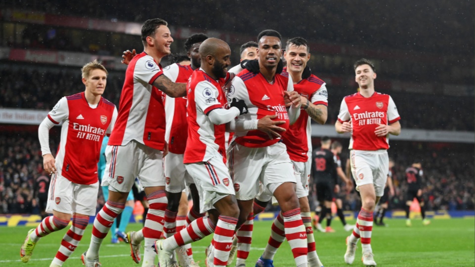 Lacazette thông nòng, Arsenal thắng tưng bừng Southampton