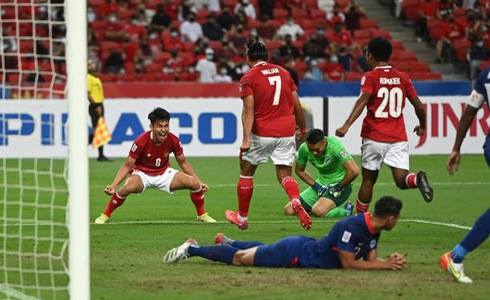 Thắng Singapore siêu kịch tính, Indonesia vào chơi trận chung kết AFF Cup 2020