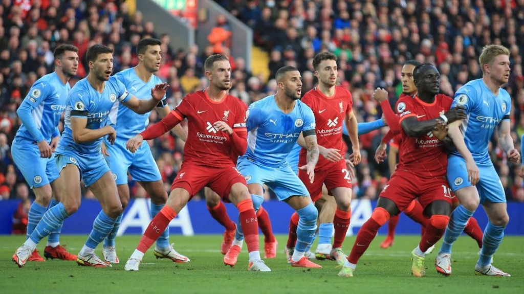 Liverpool, Man City nhận án phạt từ UEFA sau sự cố ở Cúp C1