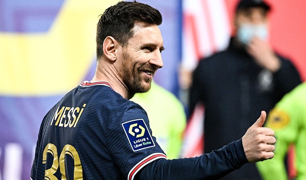 Messi đáp lễ PSG trong ngày khoác áo đấu đặc biệt