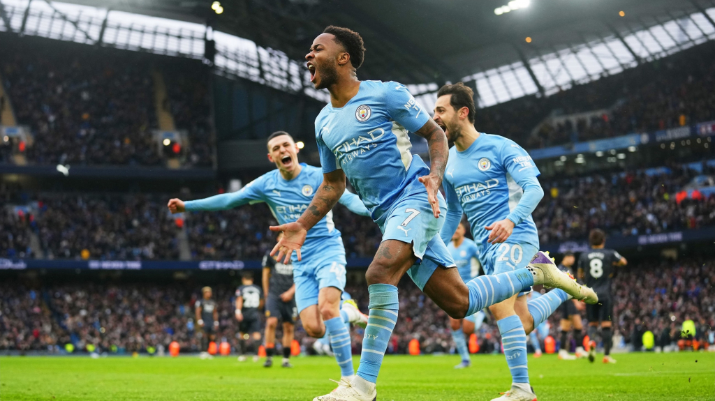 Sterling tiếp tục nổ súng, Man City vất vả vượt ải Wolves