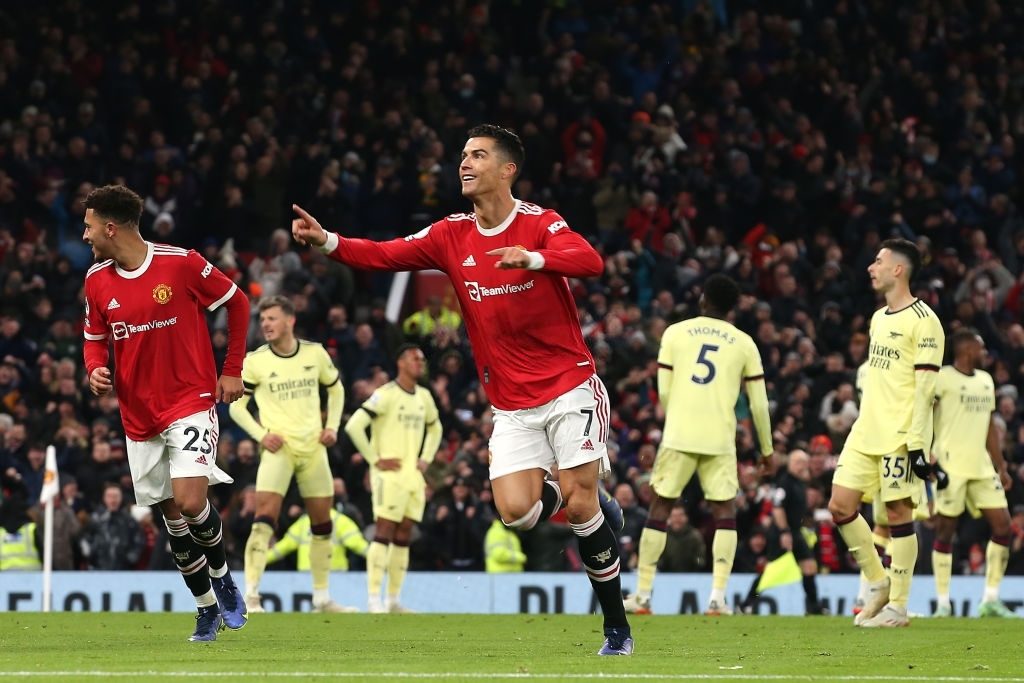 Điểm tin bóng đá sáng 3/12: Carrick rời MU, Ronaldo lập kỷ lục