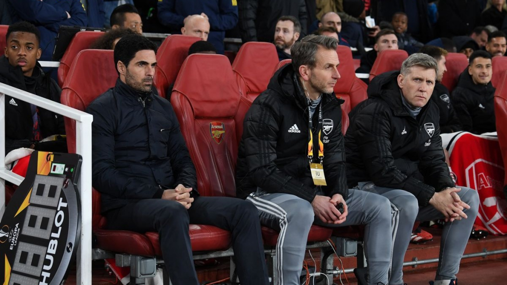 Ai sẽ thay Arteta chỉ đạo các cầu thủ Arsenal ở đại chiến Man City?