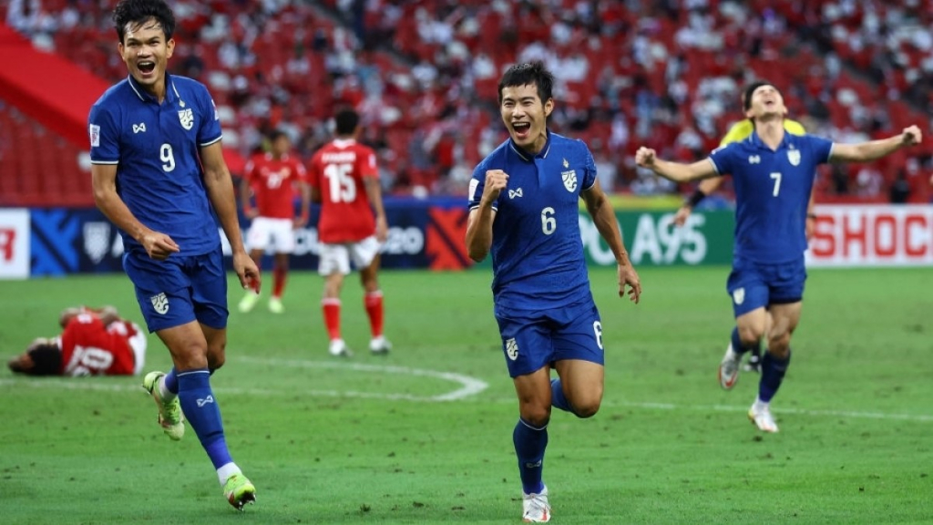 Thắng cách biệt sau 2 lượt trận, Thái Lan vô địch AFF Cup 2020