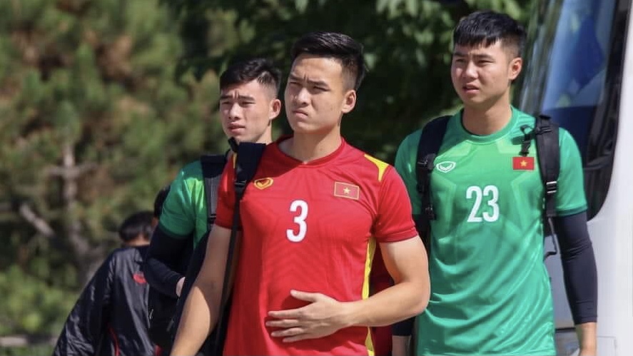 Rõ lý do hàng loạt cầu thủ U23 Việt Nam đầy bụng trước trận gặp Thái Lan