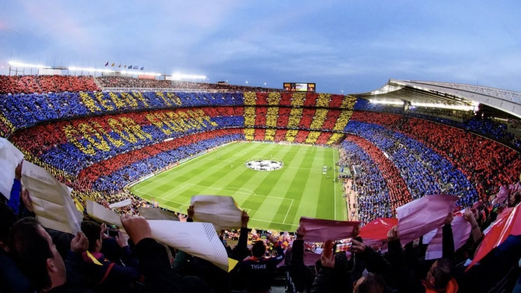 Barca chi khủng cải tạo Nou Camp, có sân nhà mới trong một mùa giải