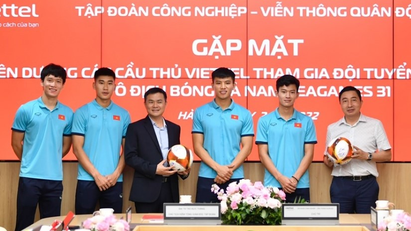 Đá lên chân ở U23 châu Á, Tuấn Tài được Hoàng Đức ngỏ ý sát cánh