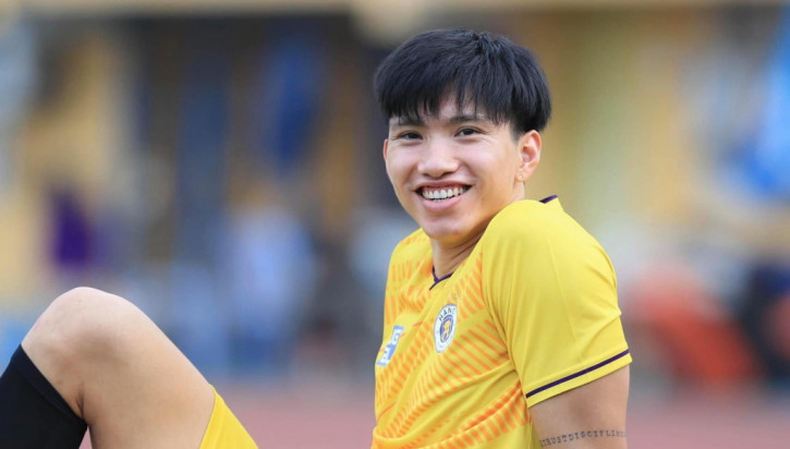 Đã rõ thời gian Văn Hậu trở lại thi đấu cho Hà Nội FC 
