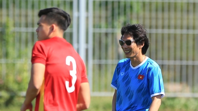 HLV Gong Oh Kyun: 'Cầu thủ Indonesia tiếp thu kém, không chăm chỉ như Việt Nam'