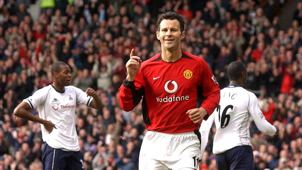 Ryan Giggs TC trong FIFA Online 4: Quỷ Đỏ bền bỉ nhất