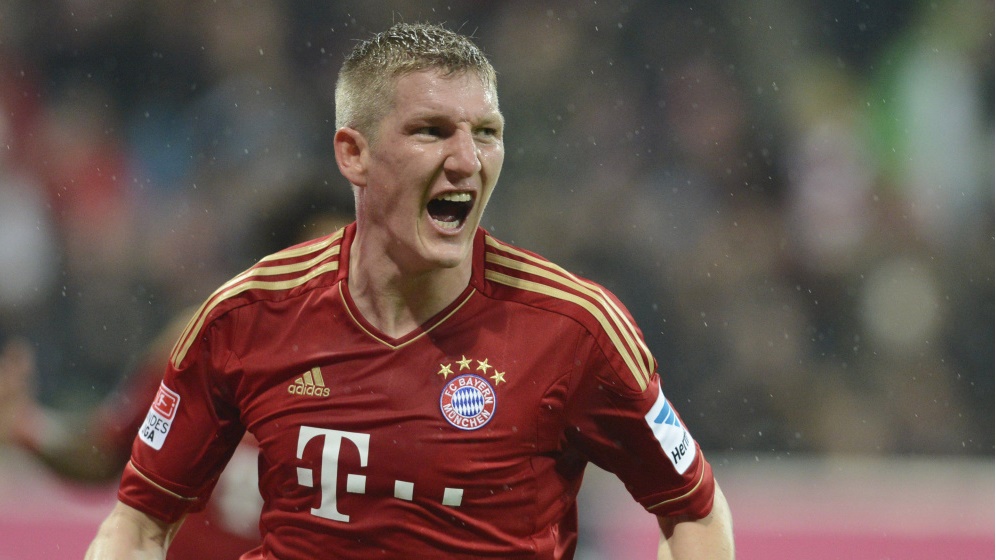 Bastian Schweinsteiger TC trong FIFA Online 4: Chiến binh Đức