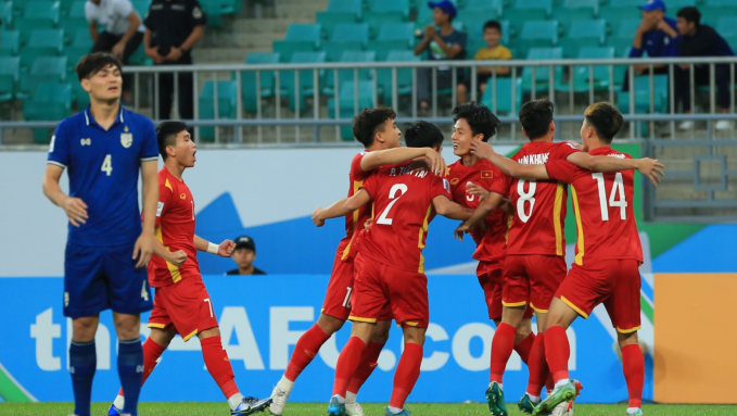 VIDEO: U23 Việt Nam sút tung lưới U23 Thái Lan ngay giây thứ 17