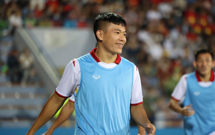 Lê Văn Xuân phẫu thuật thành công, tái xuất Hà Nội FC ở V.League 2023