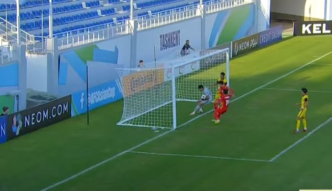 VIDEO: Trọng tài khiến U23 Việt Nam mất oan bàn thắng trước U23 Malaysia
