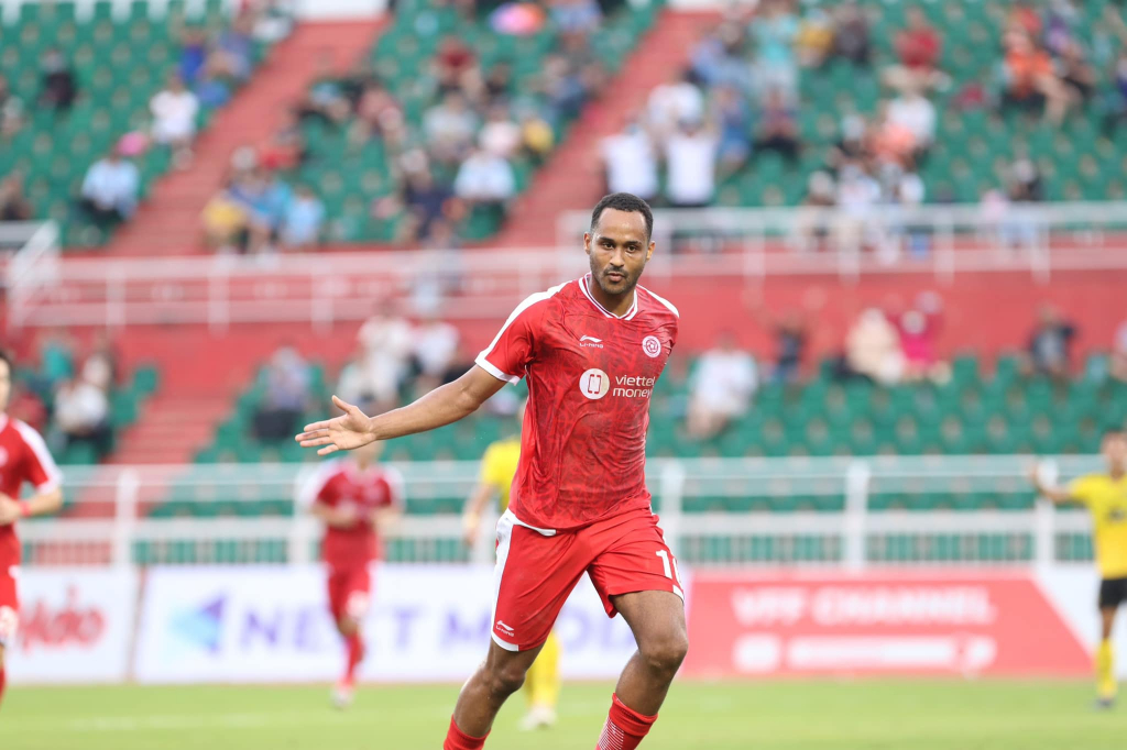 Pedro ghi hat-trick giúp Viettel ra quân thuận lợi tại AFC Cup 2022