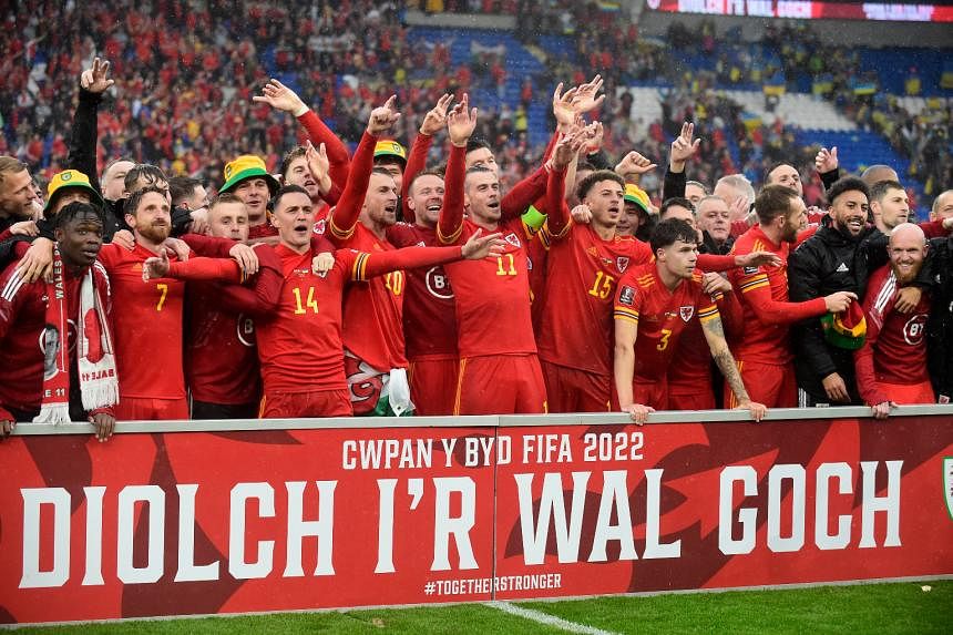 Điểm tin bóng đá sáng 6/6: Xứ Wales dự World Cup, Messi tỏa sáng rực rỡ