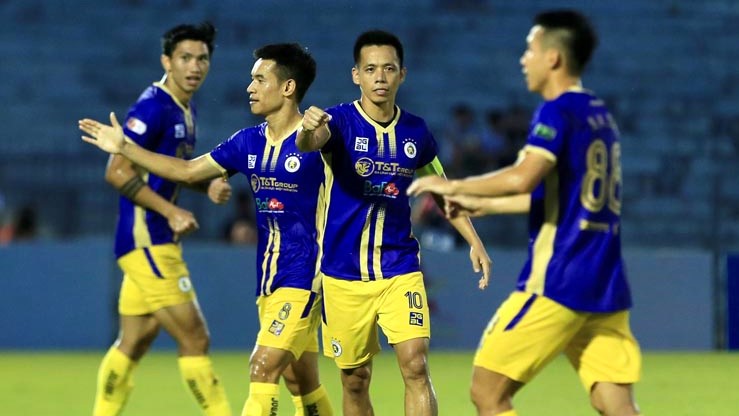 Hà Nội FC giải mã HLV Nghệ An, truất ngôi đầu bảng của HAGL 