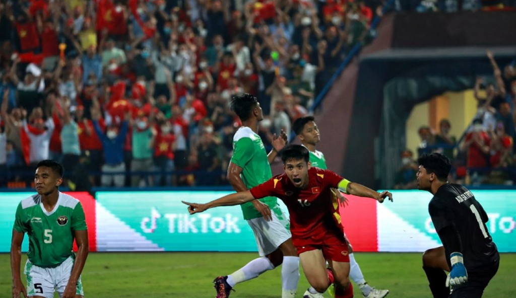 HLV Indonesia đưa ra lý do khó đỡ khi mãi không thắng nổi Việt Nam