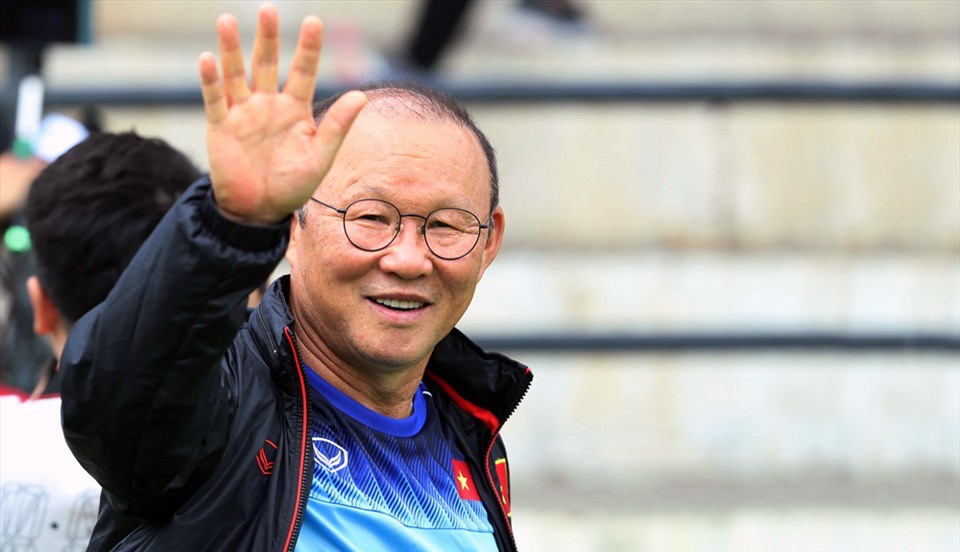Thầy Park trải lòng về bóng đá Việt Nam, hé lộ chuyện tương lai với VFF