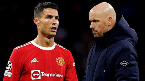 Ten Hag nói luôn 5 từ khi được hỏi về Ronaldo