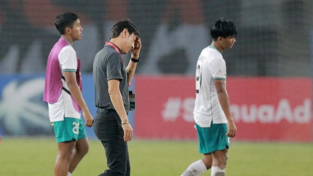 Indonesia đòi nghỉ chơi với Việt Nam, FIFA chỉ xem như trò đùa