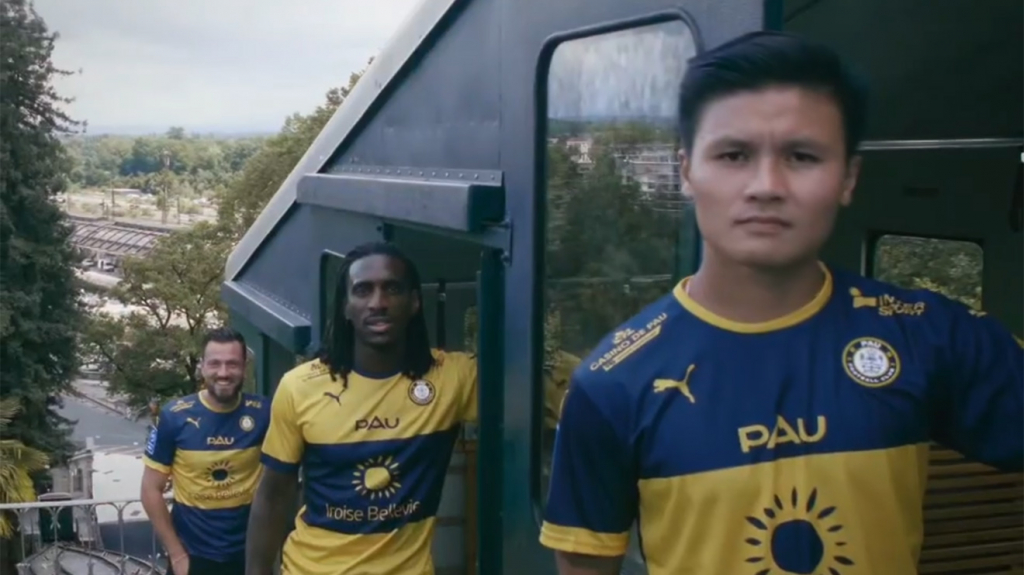 Quang Hải xuất hiện cực ngầu, trở thành gương mặt vàng của Pau FC
