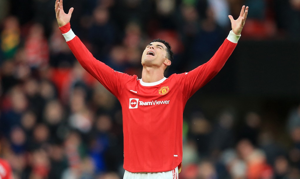 Tiết lộ: Ronaldo đưa ra đề nghị trên trời khiến MU ngã ngửa