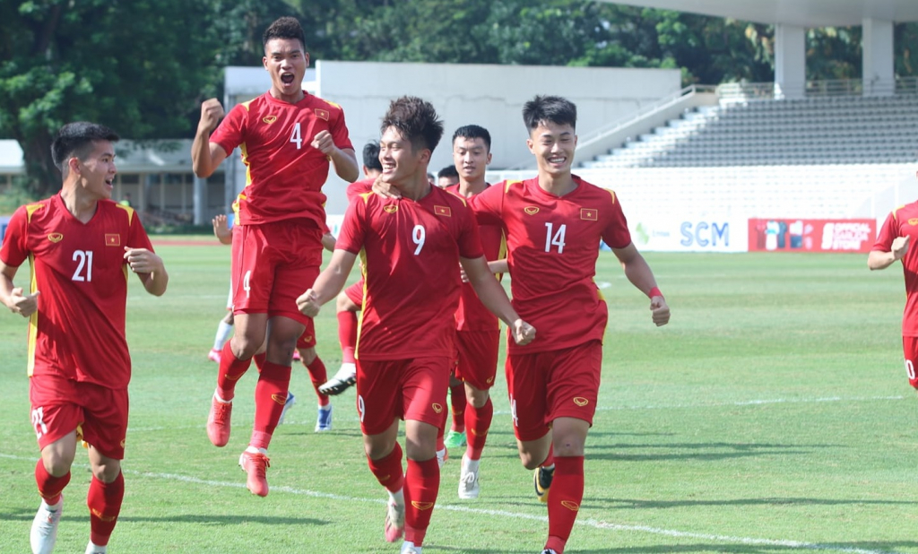 VIDEO: U19 Việt Nam có bàn thắng đầu tiên ở giải U19 AFF Cup 2022